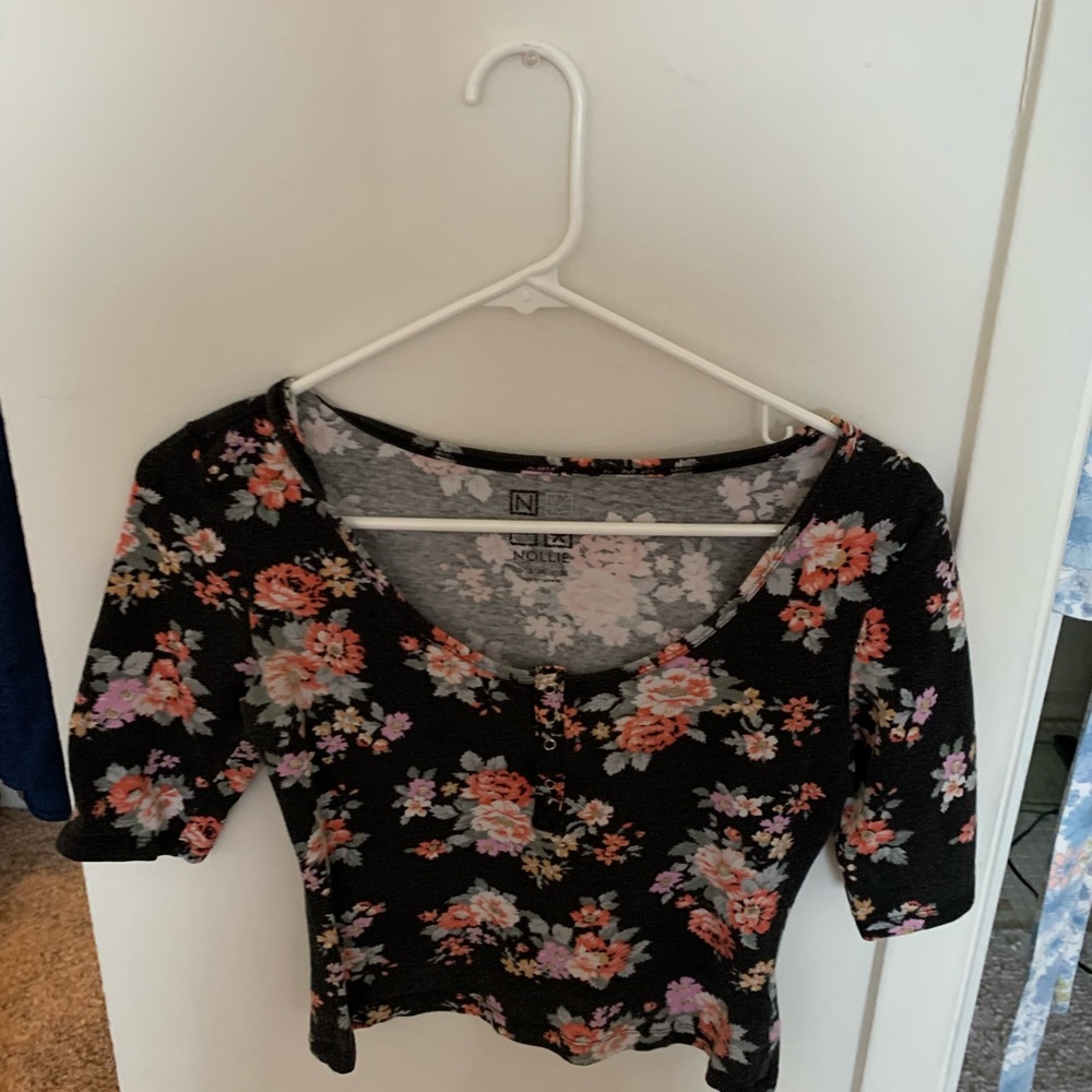 Crop top